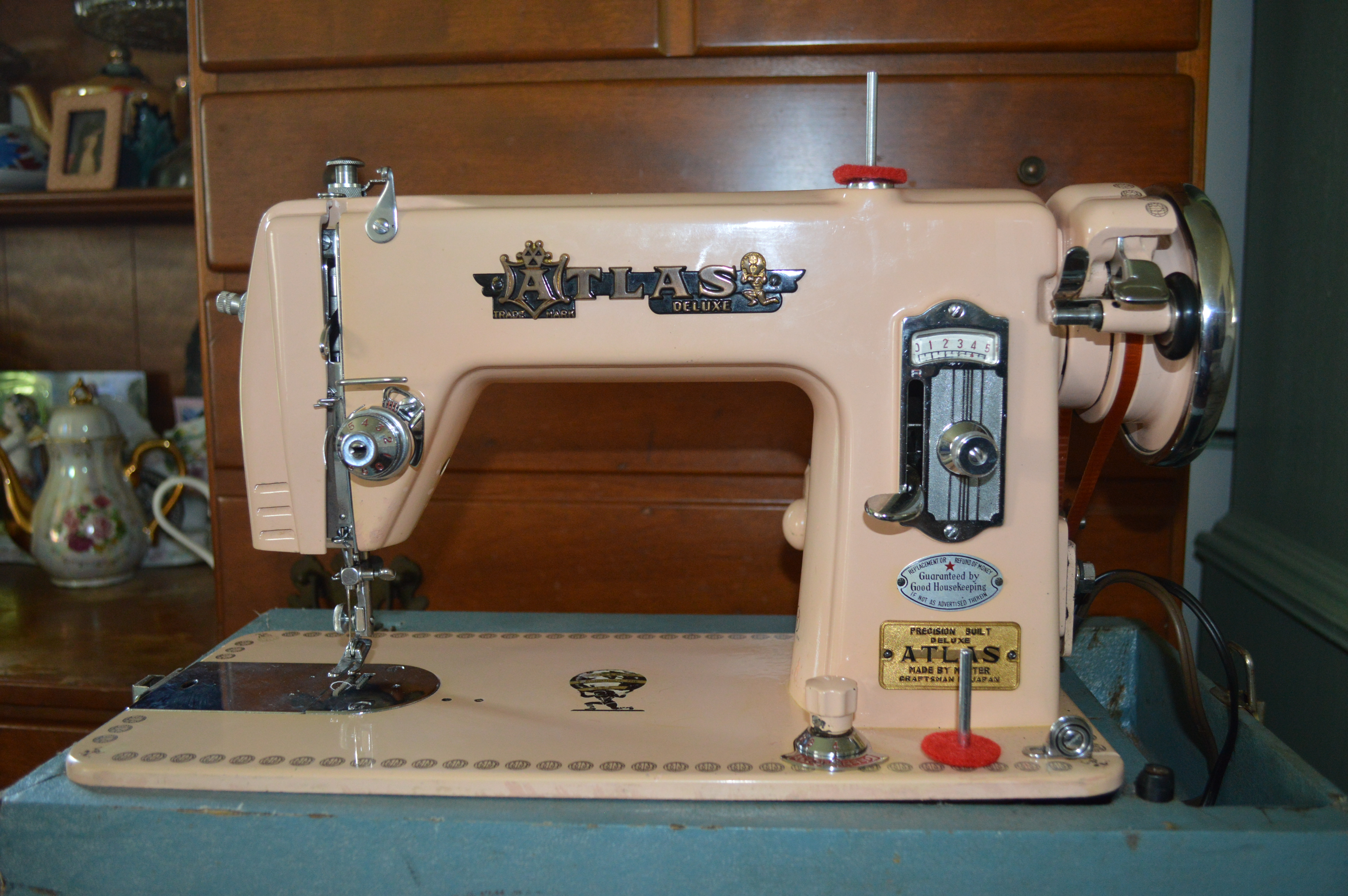 pink vintage sewing machine